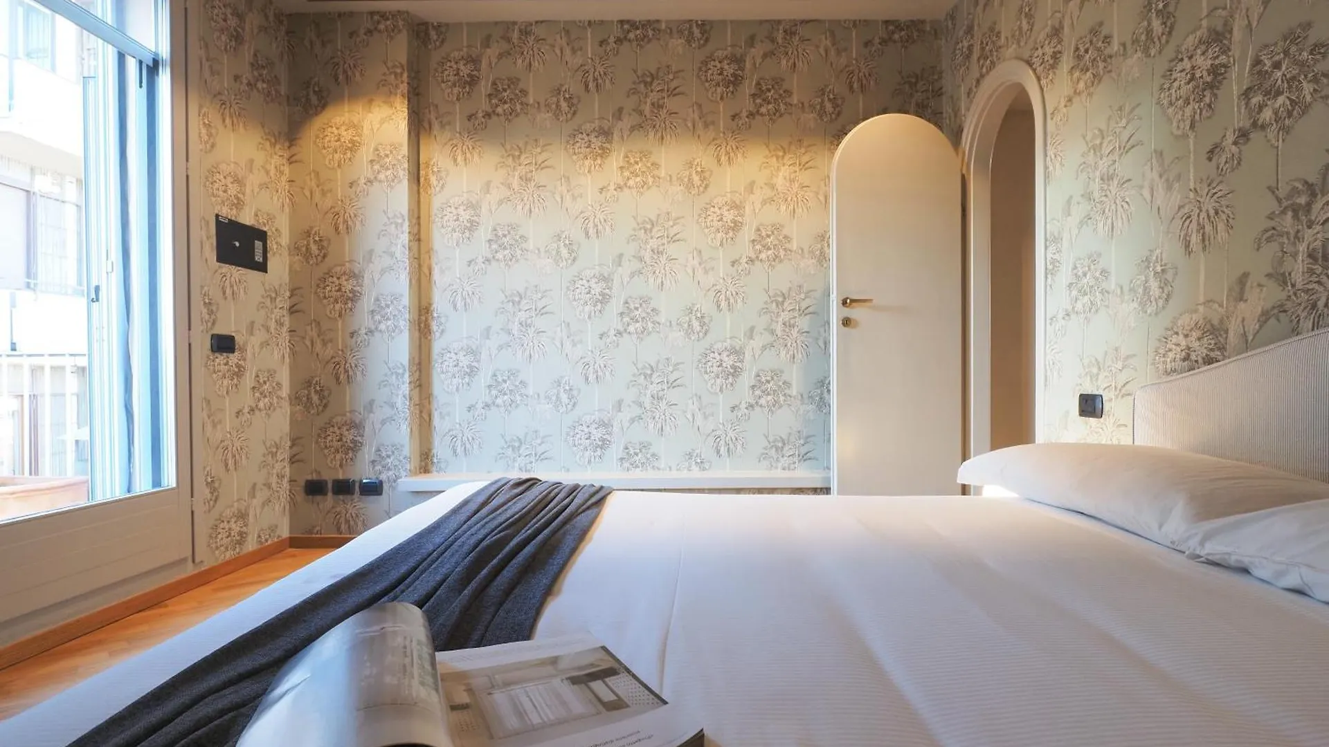 Splendido Attico Con 2 Terrazzi In Brera Apartment Milan
