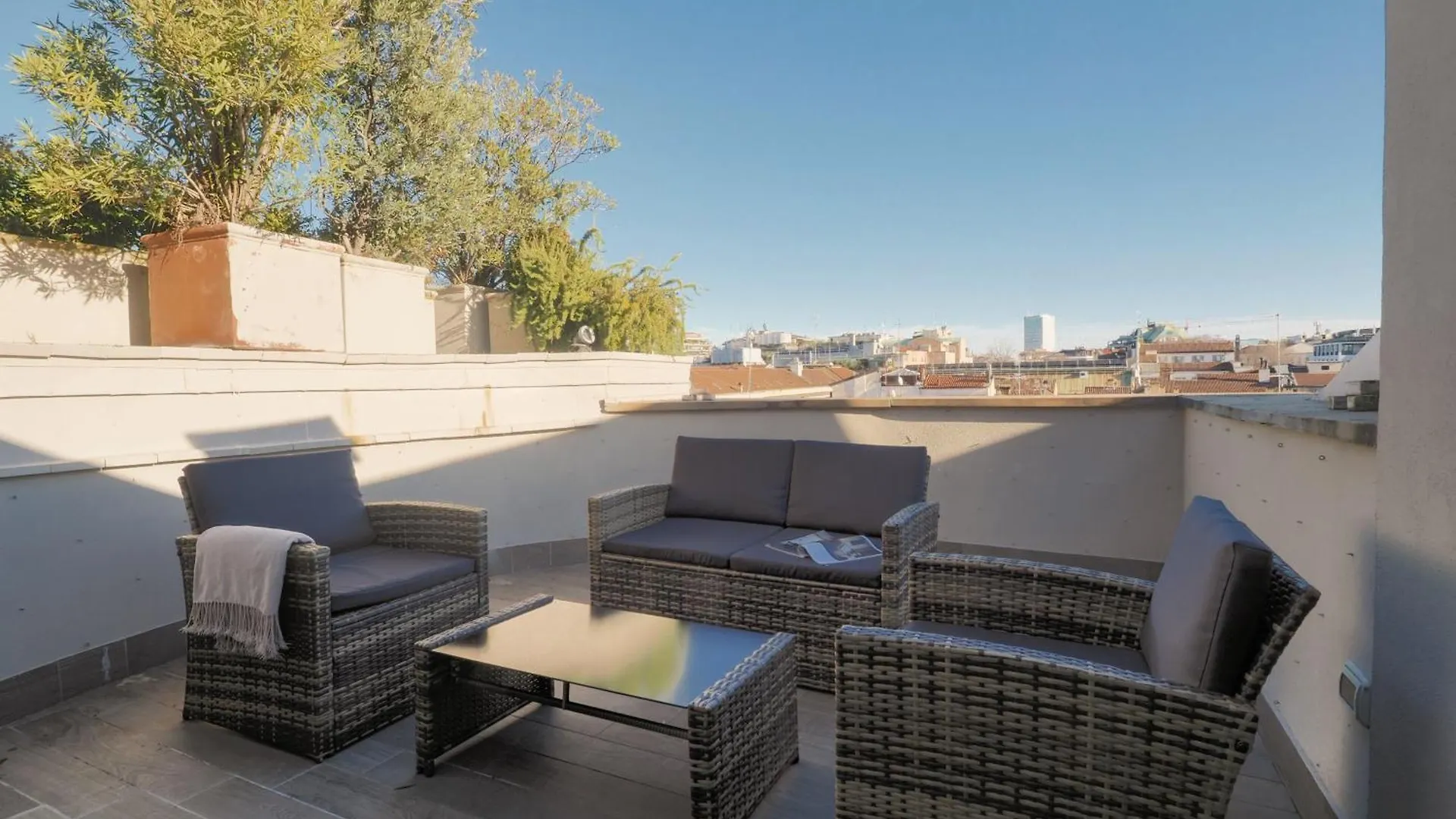 Splendido Attico Con 2 Terrazzi In Brera Apartment Milan