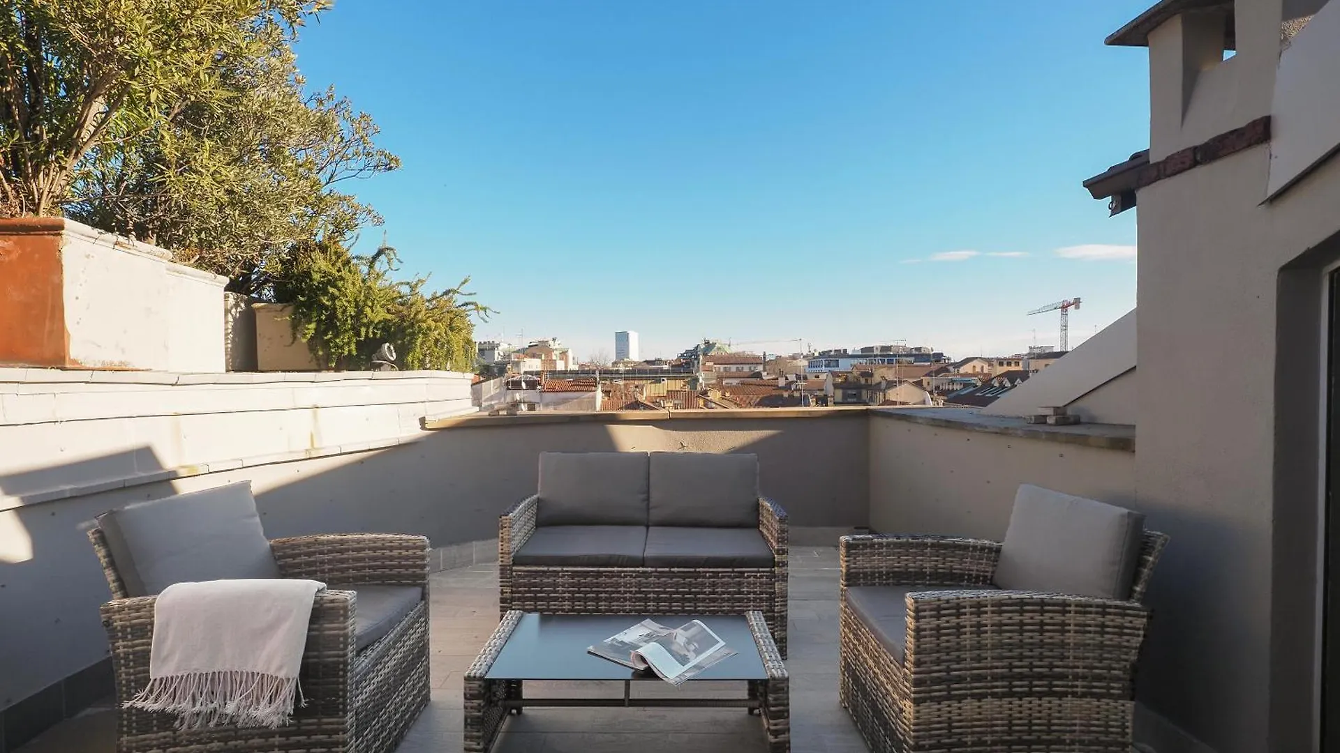 Splendido Attico Con 2 Terrazzi In Brera Apartment Milan 0*,